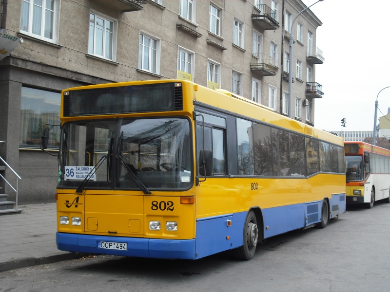 Volvo B10BLE-60 CNG / Carrus City L #802