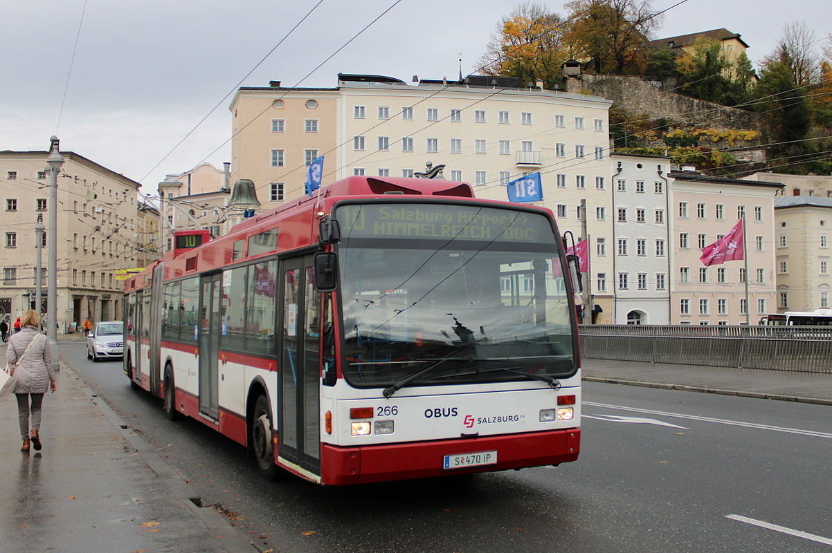 Van Hool AG300T #266