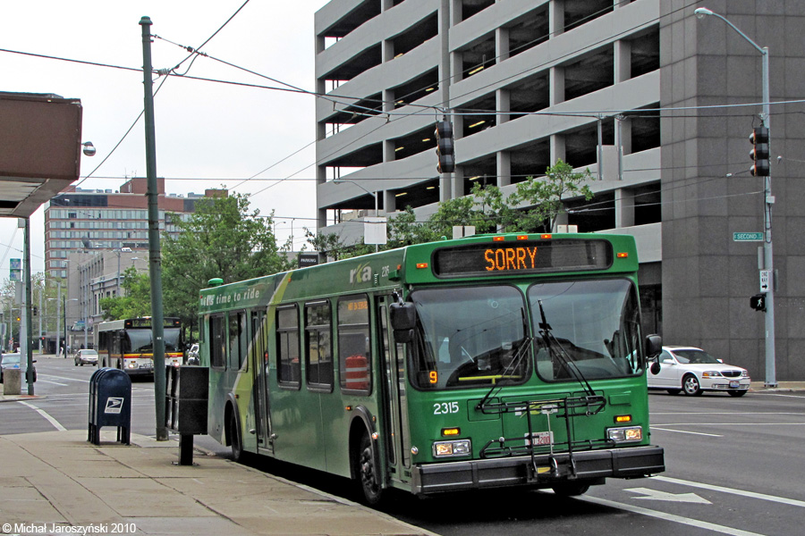 New Flyer  D40LF #2315