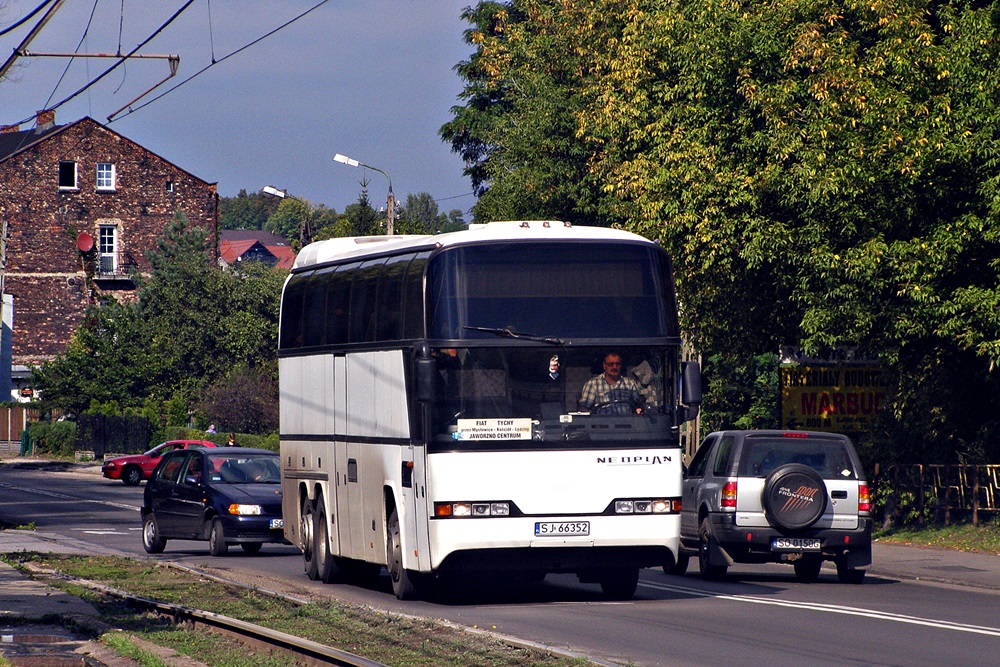 Neoplan N116/3 HL #SJ 66352