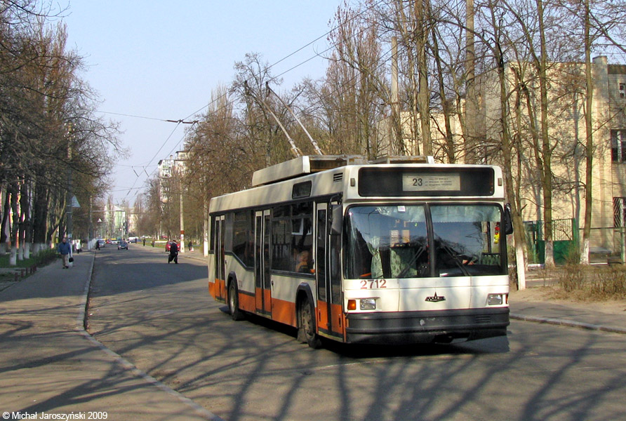 МАЗ-103Т #2712