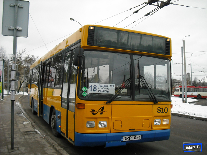 Volvo B10BLE-60 CNG / Carrus City L #810