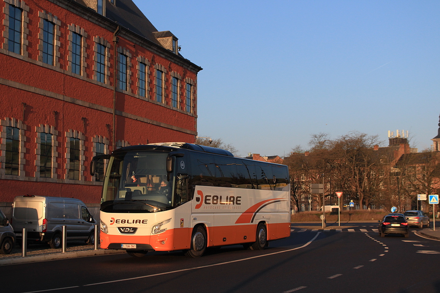 VDL Futura FHD2-106 #1-TUW-941