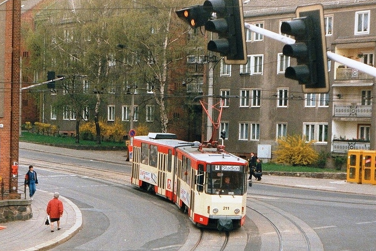 Tatra KT4D #211