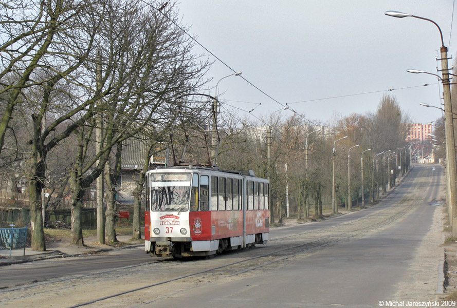 Tatra KT4SU #37