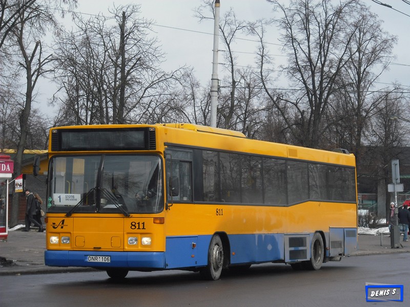 Volvo B10BLE-60 CNG / Carrus City L #811