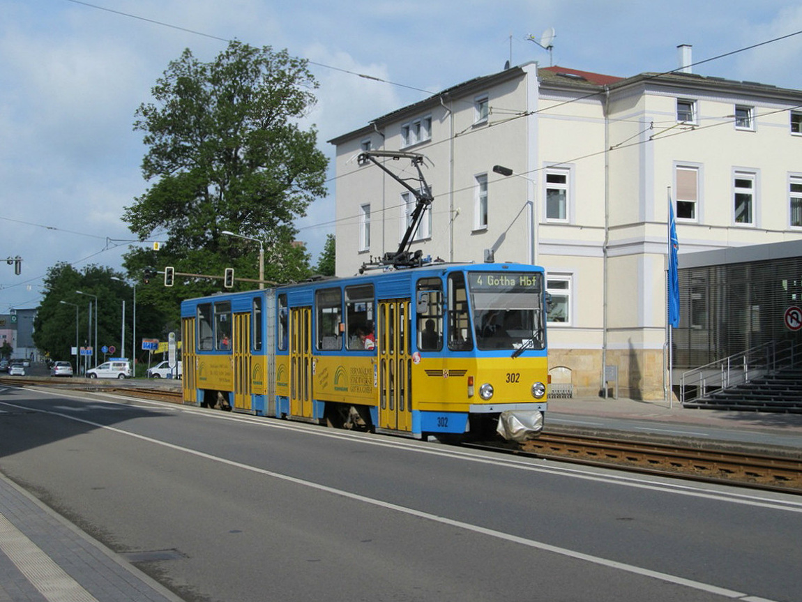 Tatra KT4D #302