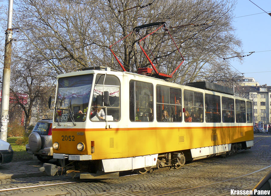 Tatra T6A2SF #2052