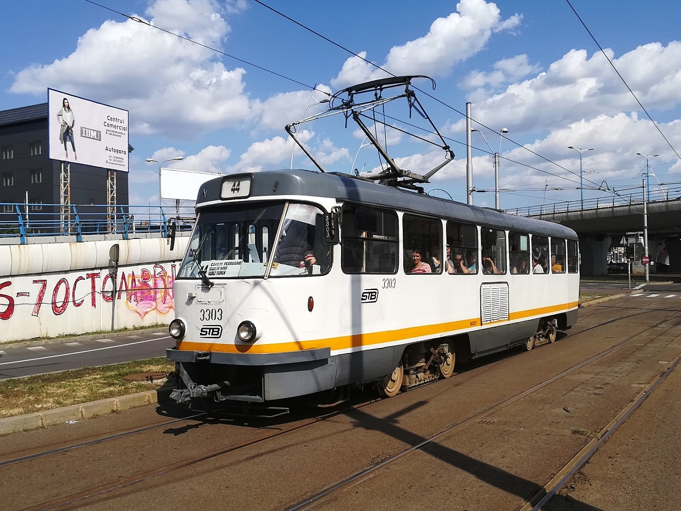 Tatra T4R #3303