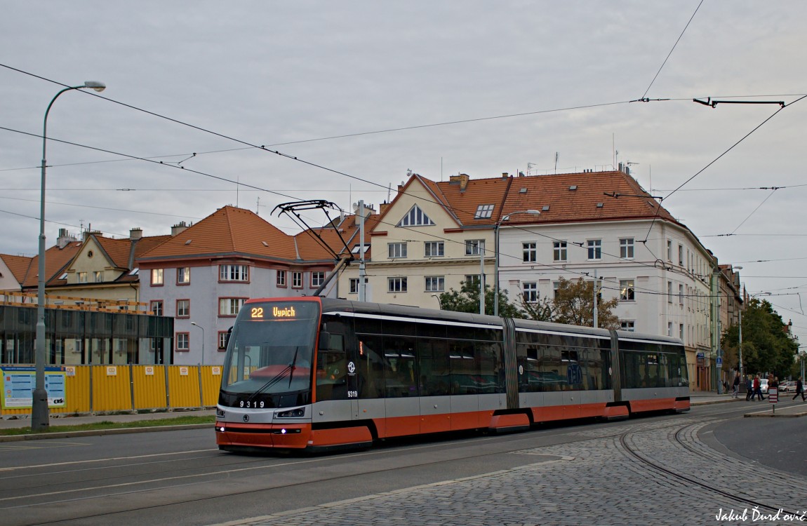Škoda 15T Praha #9319