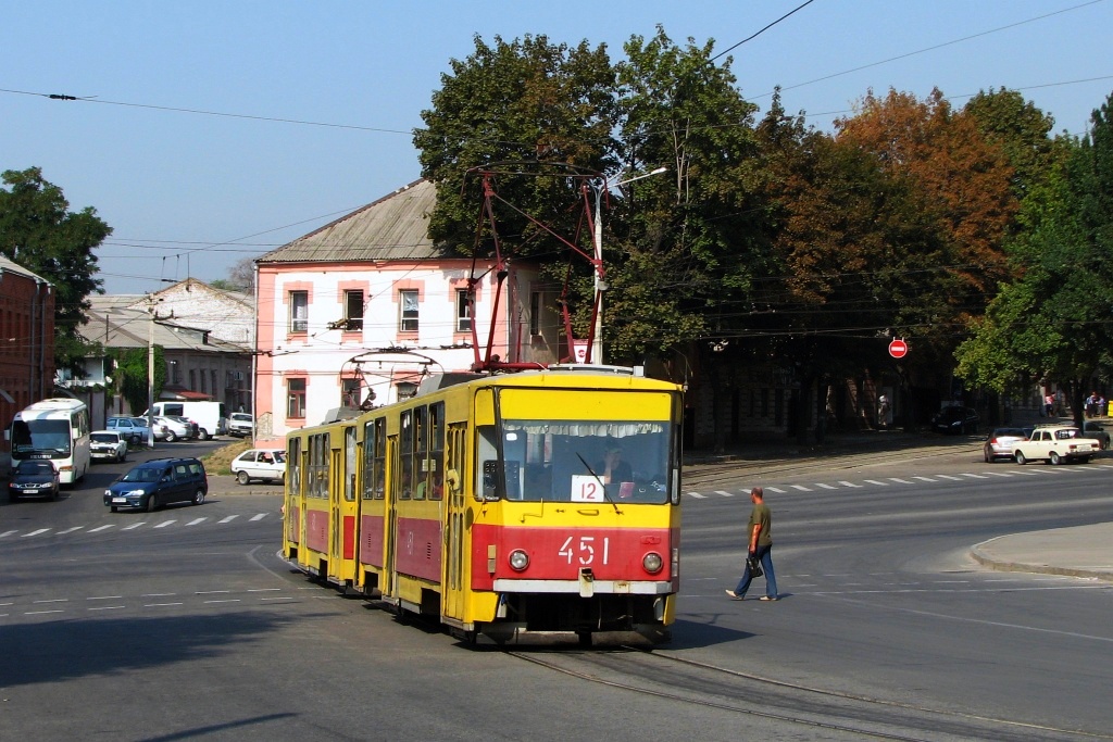 Tatra T6B5SU #451