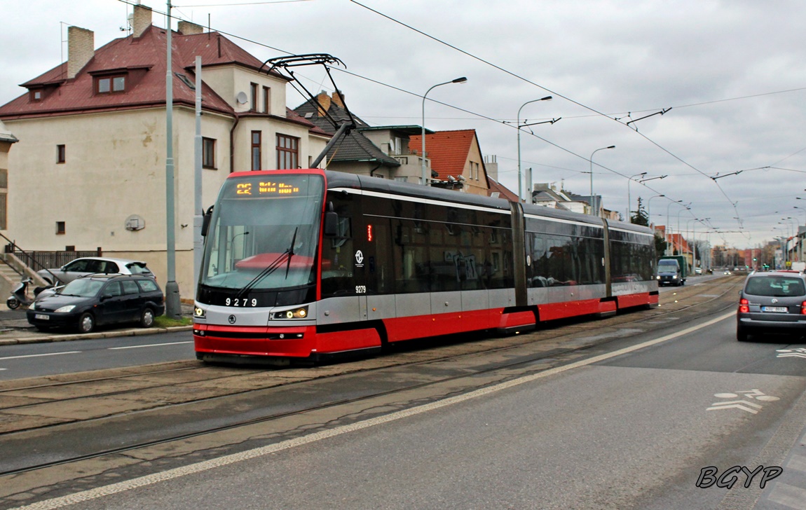 Škoda 15T Praha #9279
