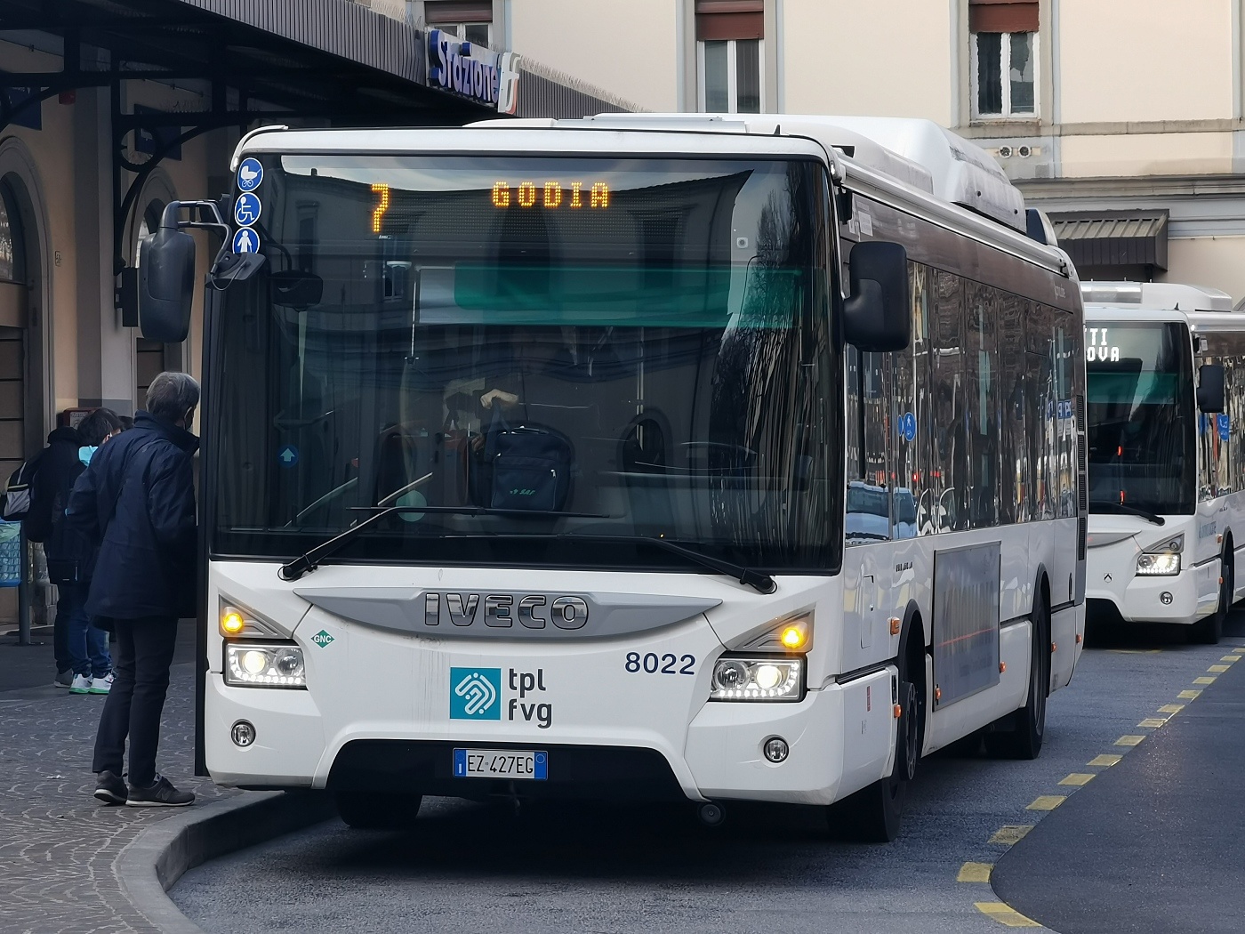 Iveco Urbanway 12M CNG #8022