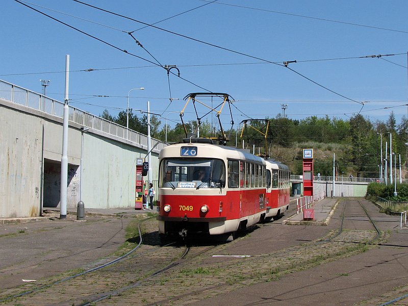 Tatra T3SUCS #7049