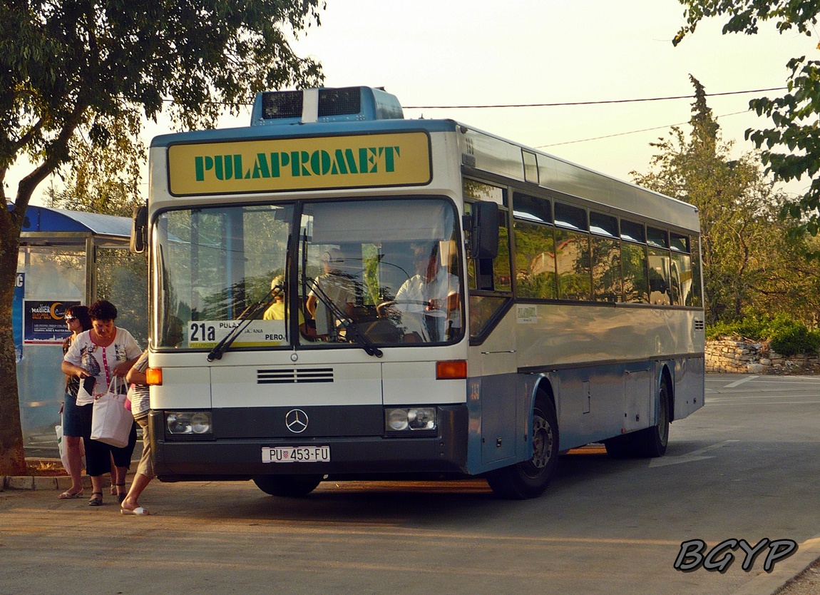 Mercedes-Benz O405 #PU 453-FU