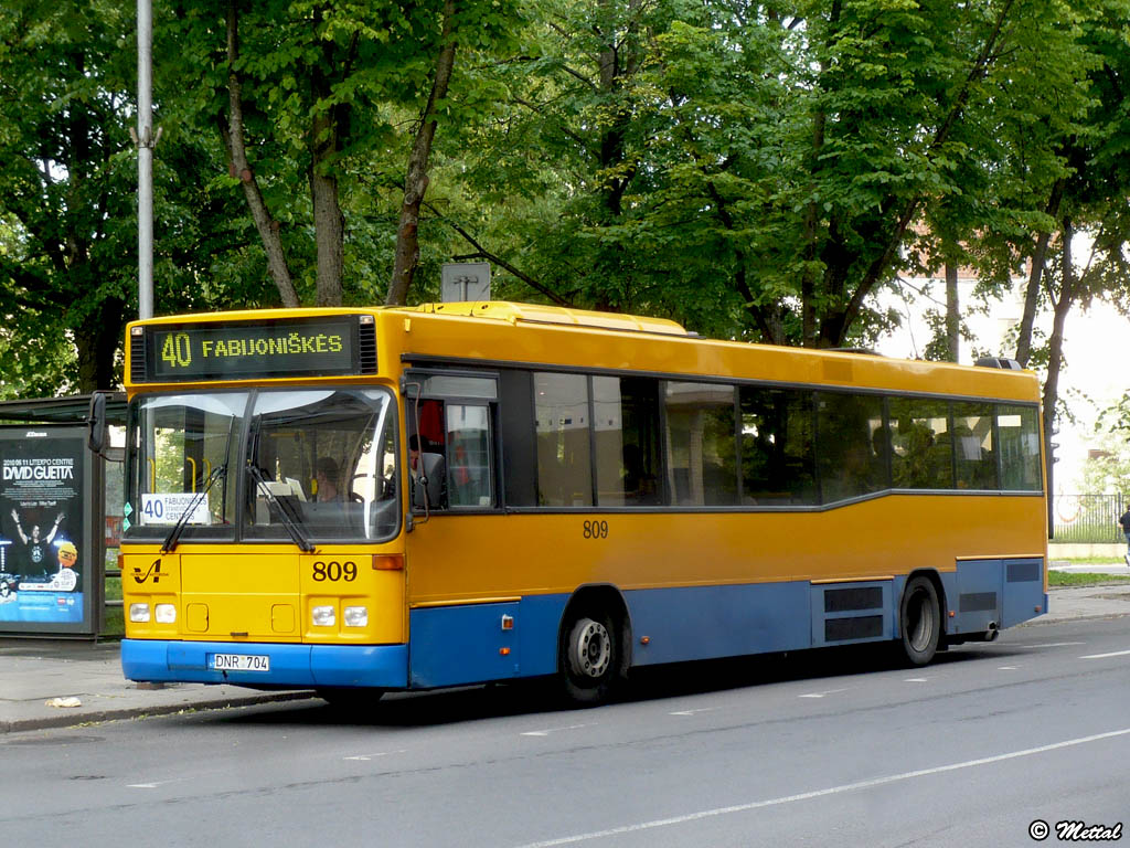 Volvo B10BLE CNG / Carrus City L #809