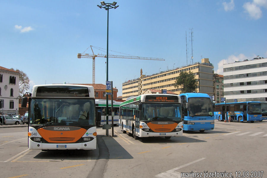 Scania CN94UB #521