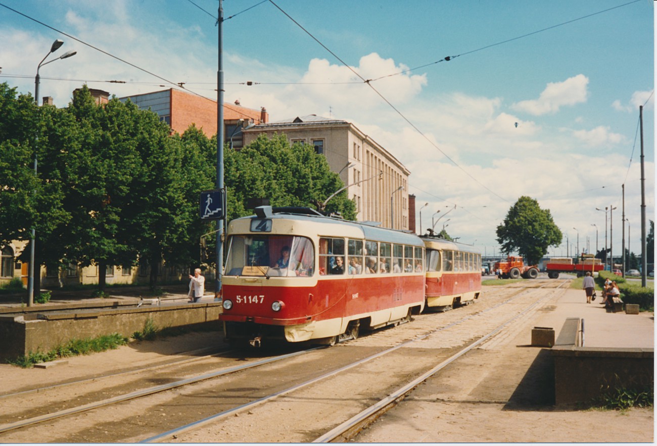 Tatra T3SU #5-1147