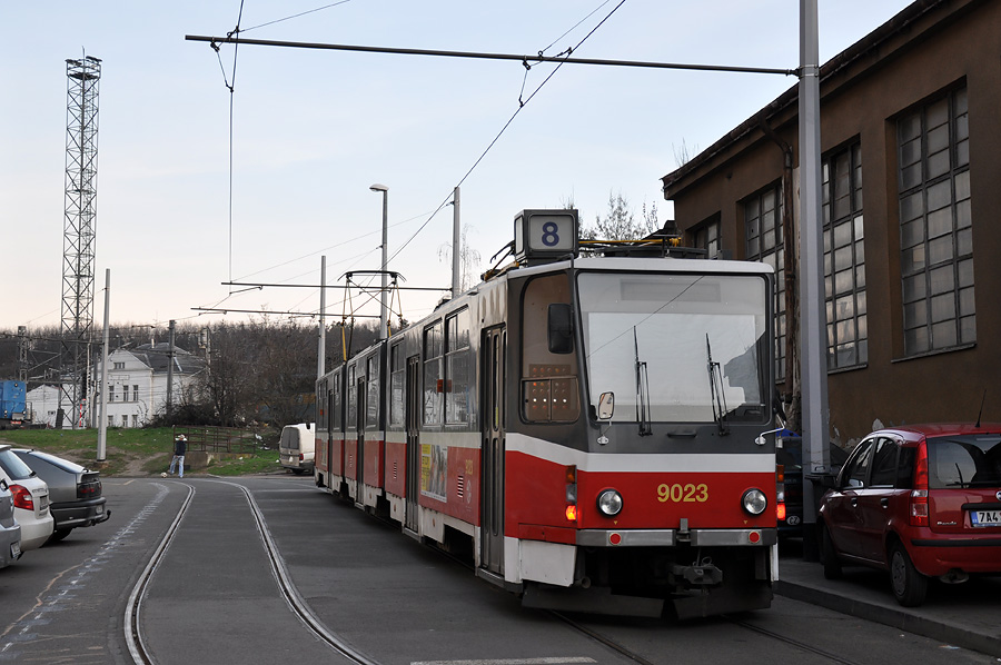 Tatra KT8D5 #9023