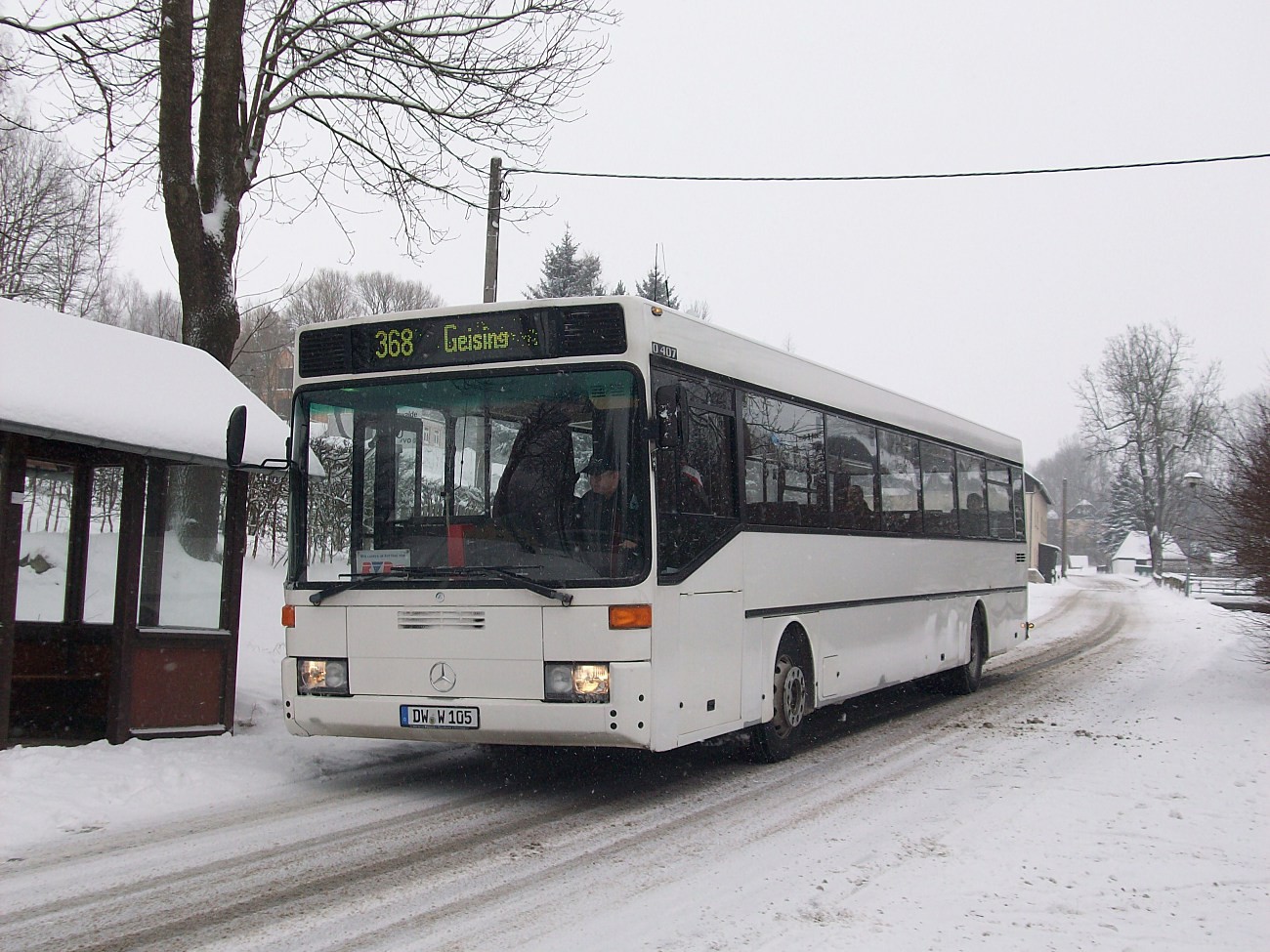 Mercedes-Benz O407 #DW-W 105