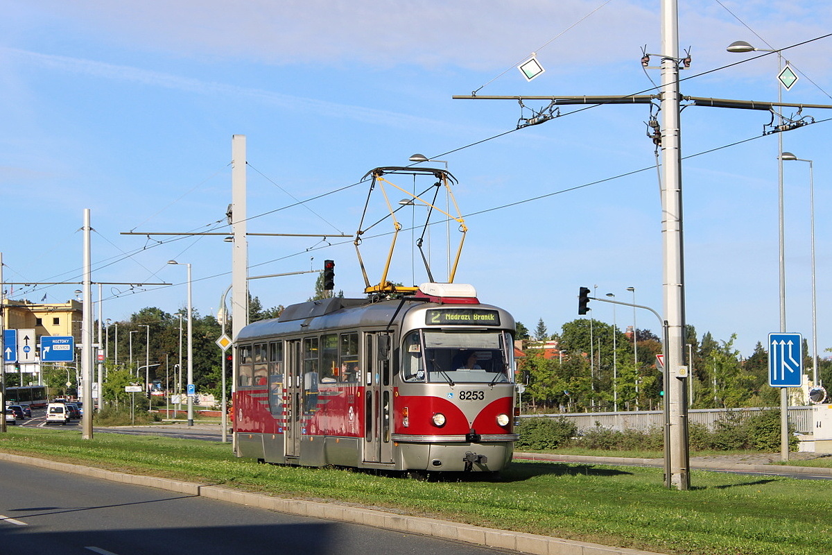 Tatra T3R.PLF #8253