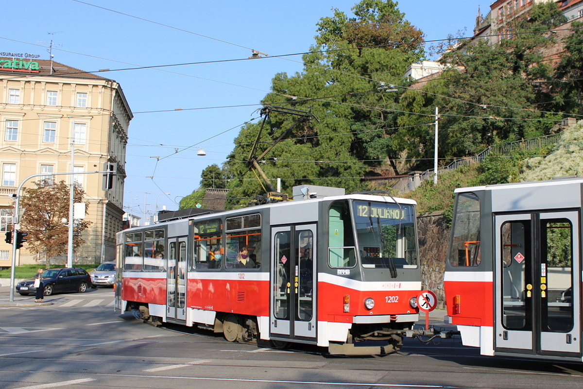 Tatra T6A5 #1202