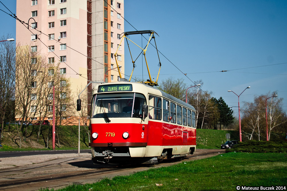 Tatra T3SU #7719