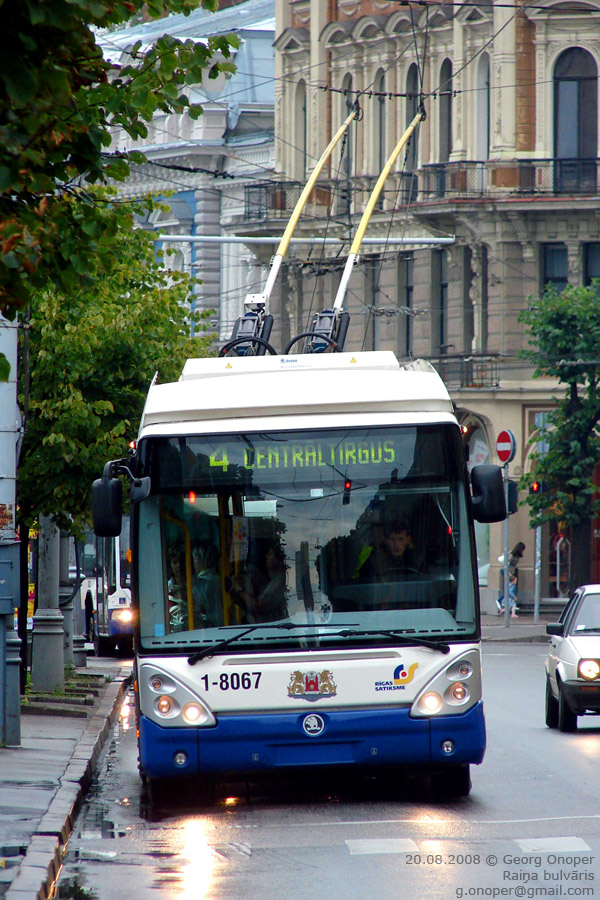 Škoda 24Tr Irisbus #1-8067
