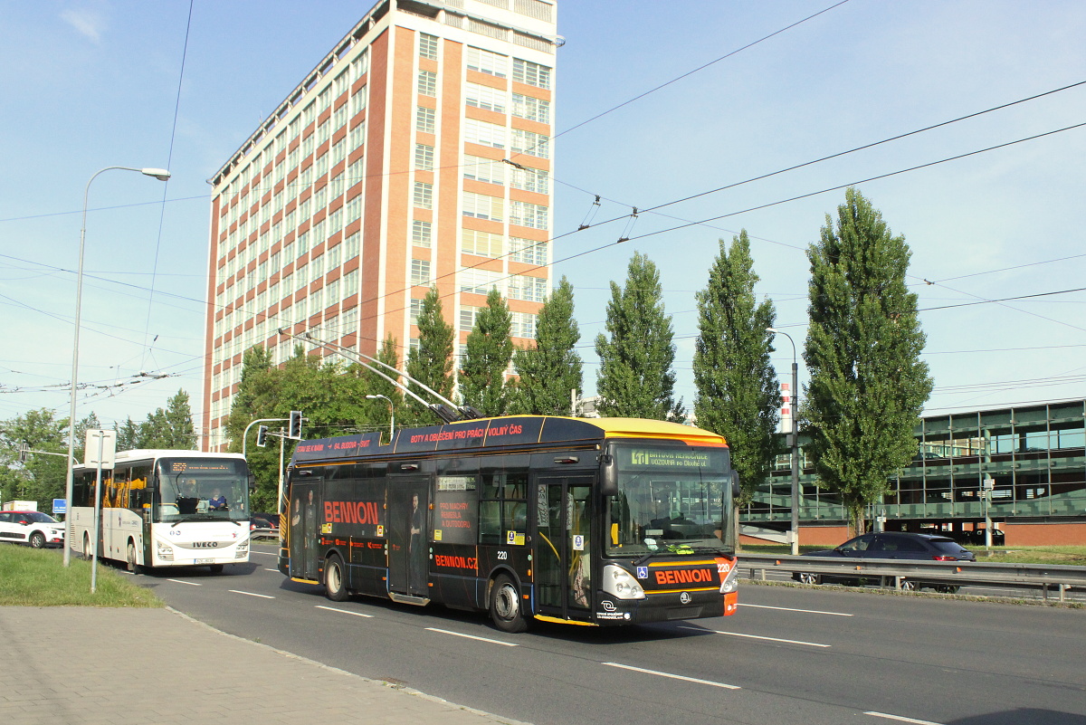 Škoda 24Tr Irisbus #220