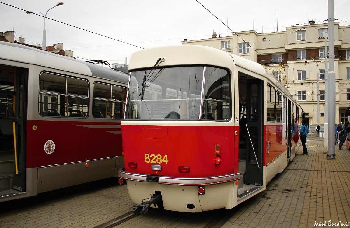 Tatra T3R.PLF #8284