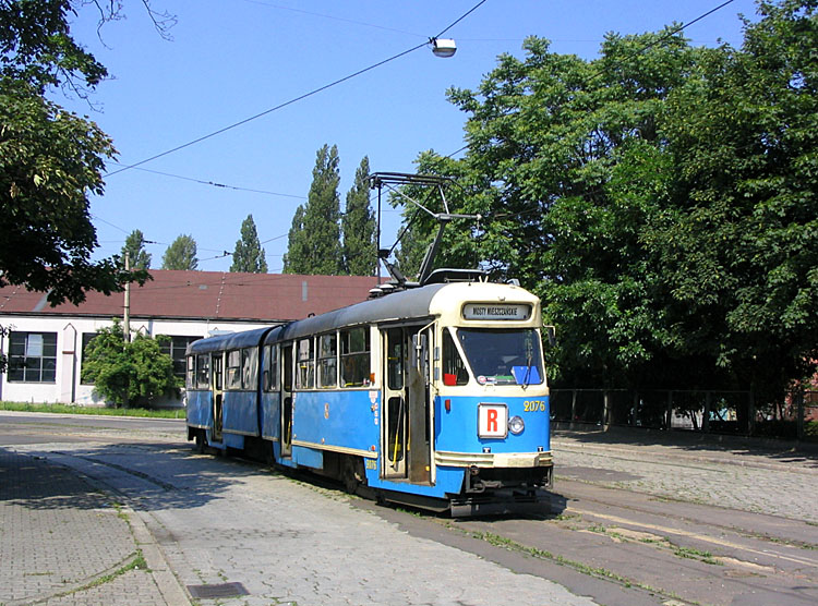 Konstal 102Na #2076