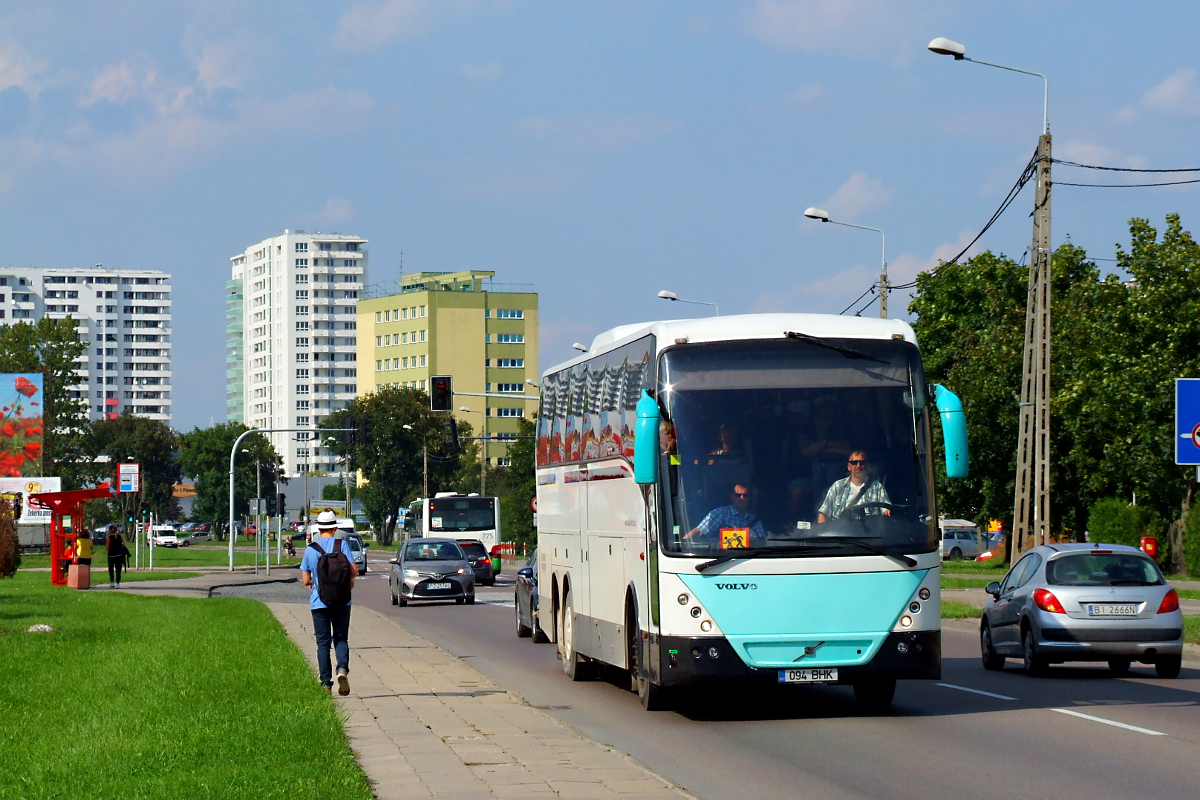 Volvo B12B 6x2 / Jonckheere Mistral 70 Arrow #094 BHK