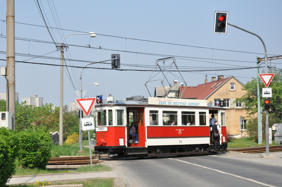 2-axle tram #78