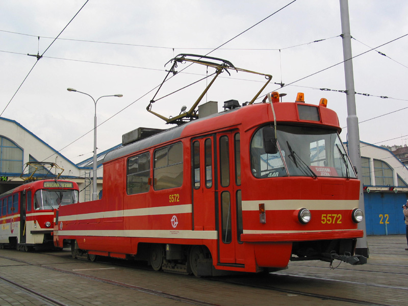 Tatra T3M #5572